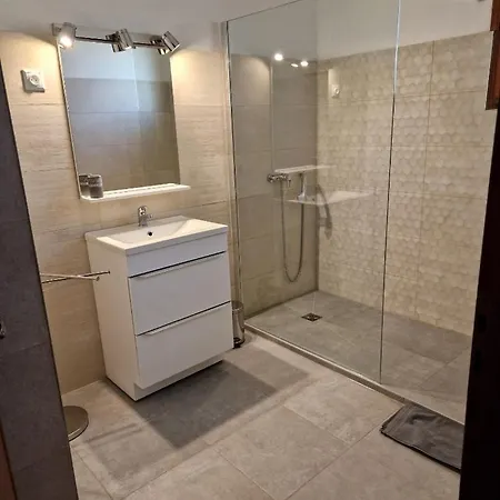 Chez Maryse Apartment *